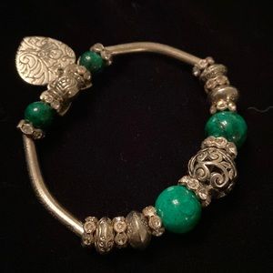 Jade and silver metal bracelet